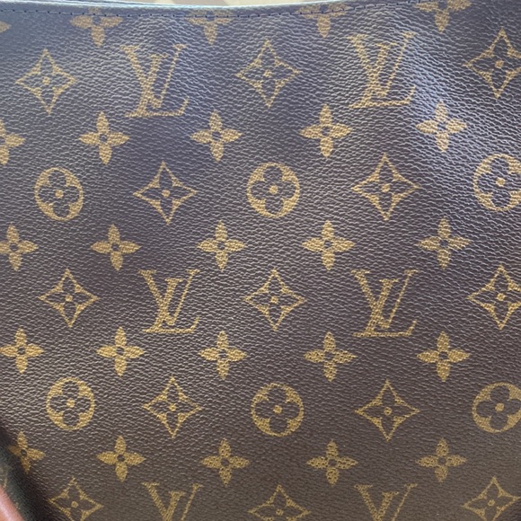 SOLD — Looping GM // Louis Vuitton - Picture 4 of 13